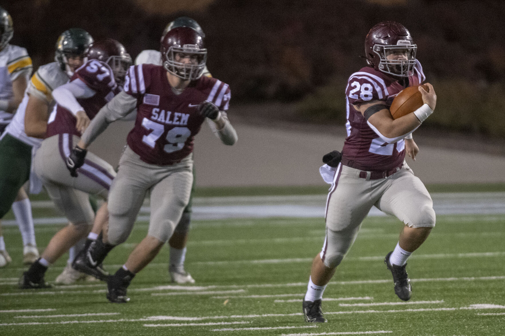 111921-roa-Salem-Louisa-01